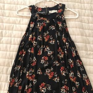 Flowy Floral Spring Sleeveless Blouse